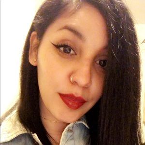 Meet your Posher, Erica
